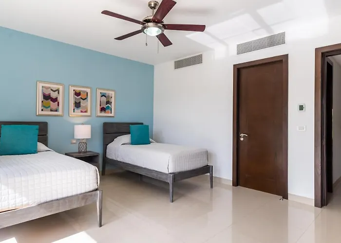 Mareazul Front 4*